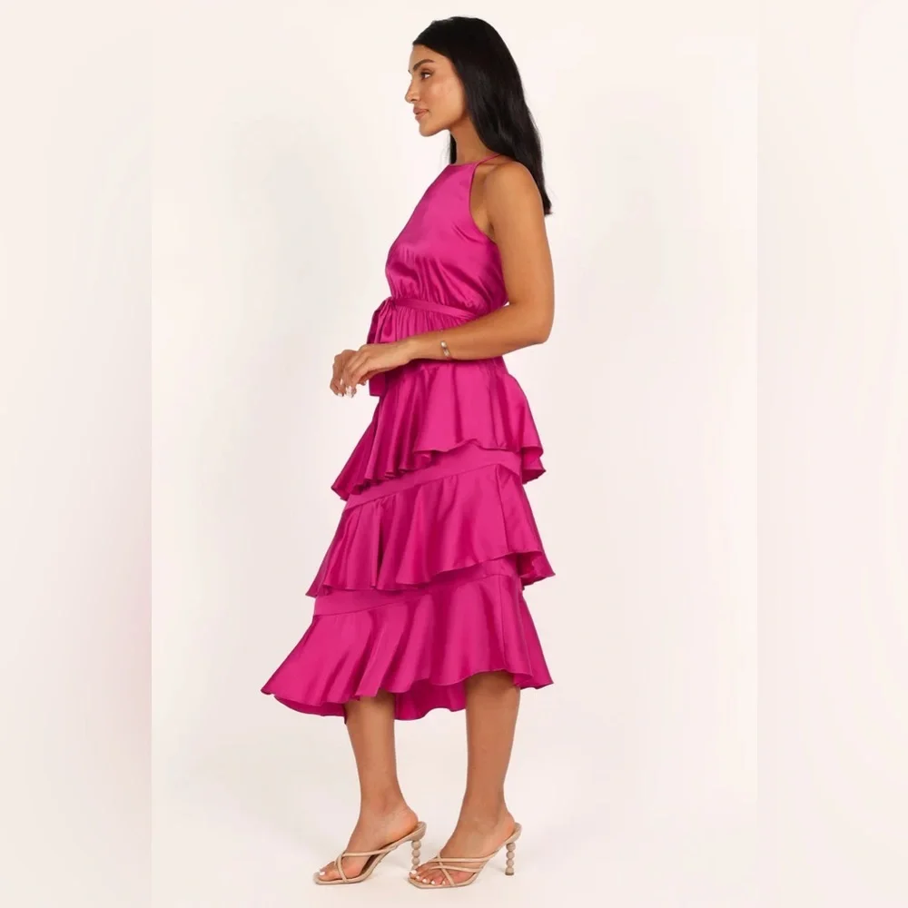 Petal & pup satin ruffle tiered midi dress nwot - Picture 3 of 5